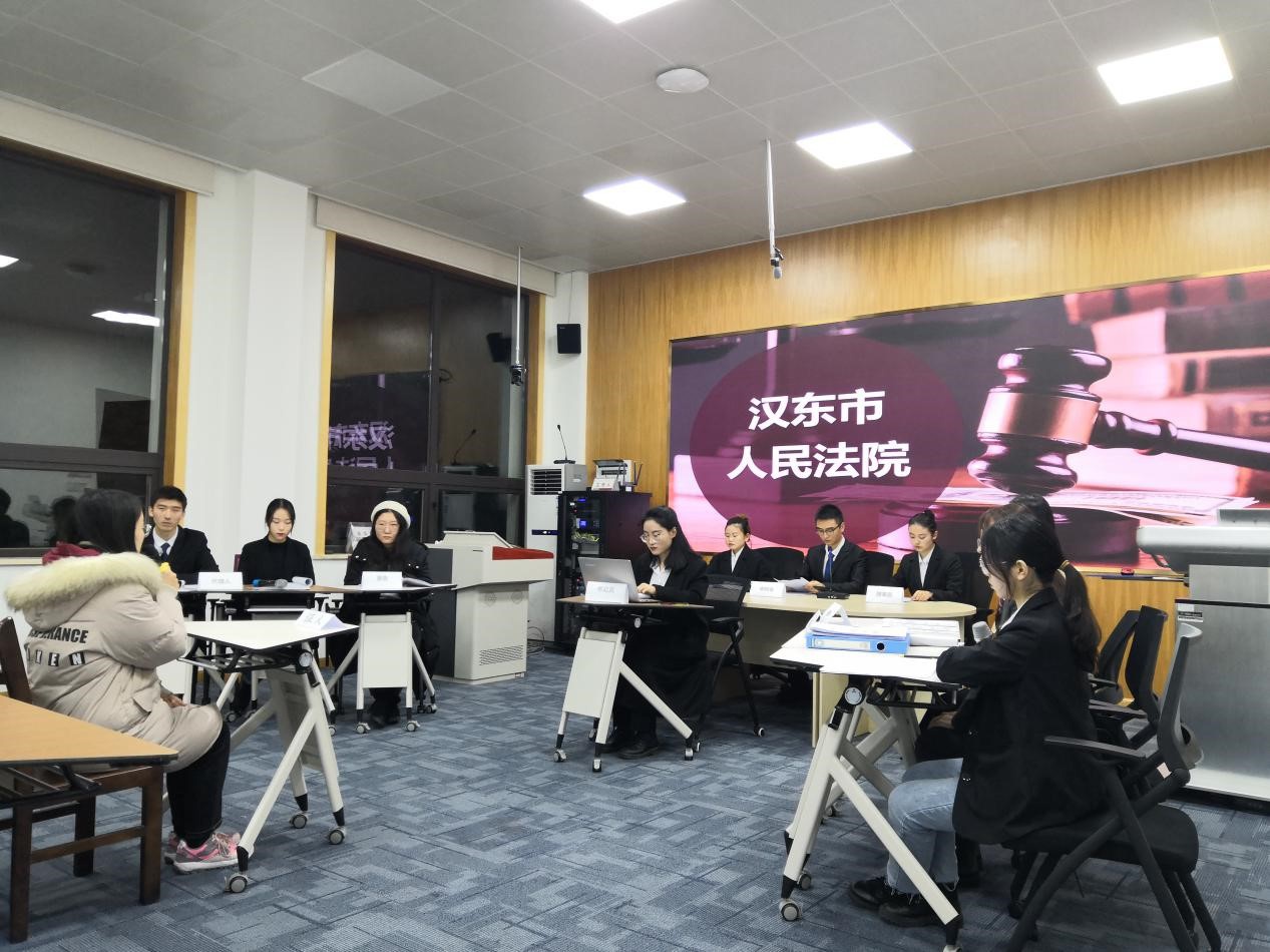 课堂风采展示 | 行政法学专题之模拟法庭活动